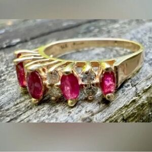 Sz 6 *Ruby*Diamond* 14K Yellow Gold Ring!